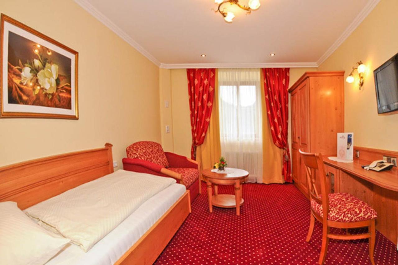Ferienhotel Gasthof Zur Post Унтертауерн Екстериор снимка