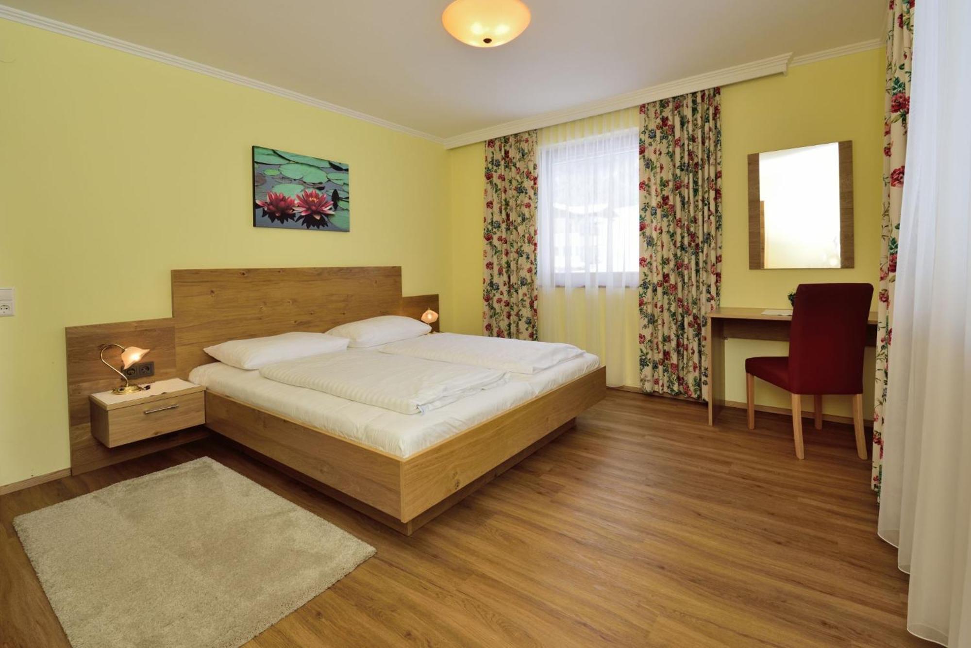 Ferienhotel Gasthof Zur Post Унтертауерн Екстериор снимка