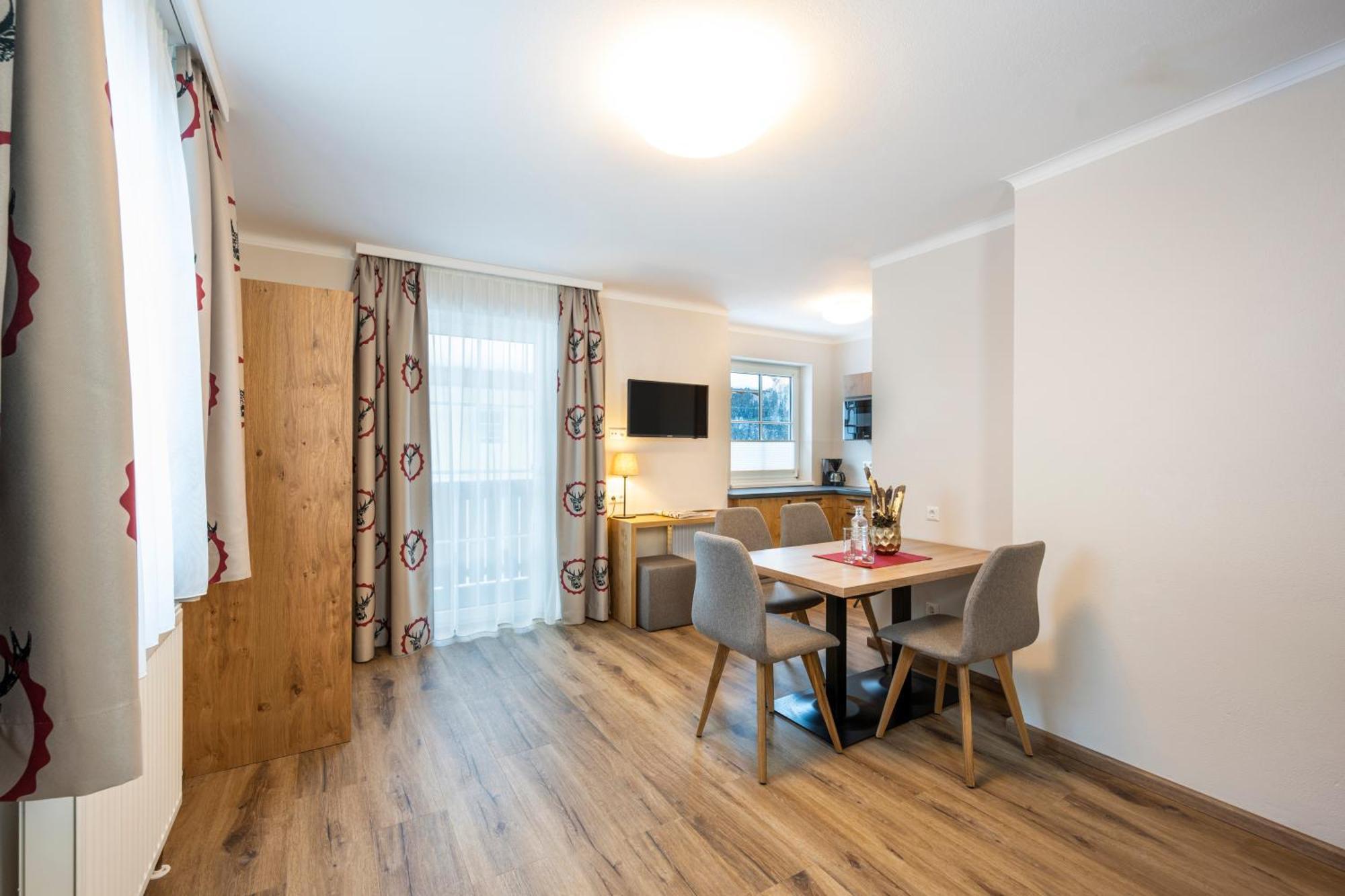 Ferienhotel Gasthof Zur Post Унтертауерн Стая снимка